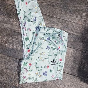 Floral spandex Adidas leggings